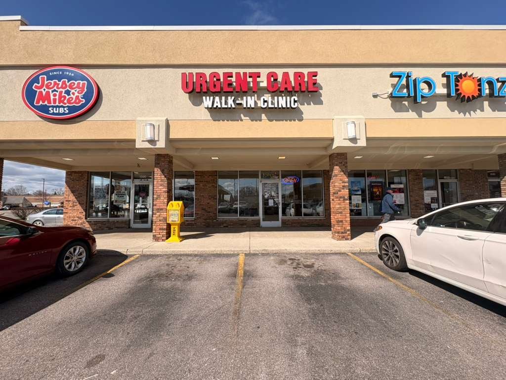 Doctors Urgent Care Plymouth - Modern clinic entrance and reception area